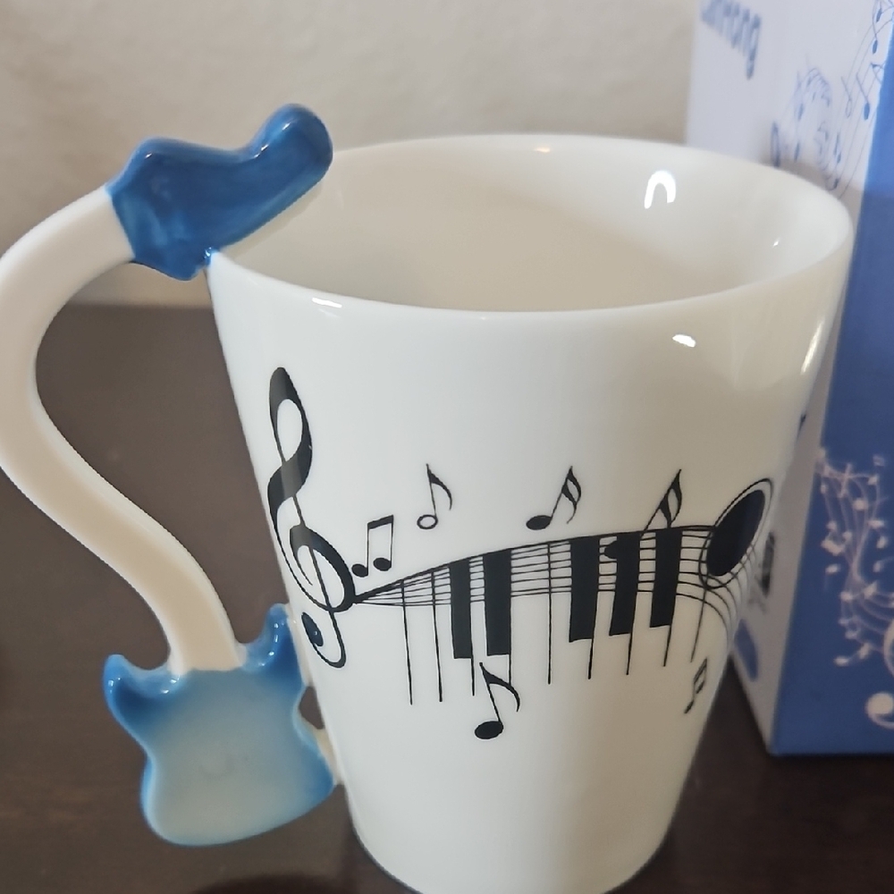 LanHong Music Lover Mug with Saxophone Handle - Picture 6 of 12